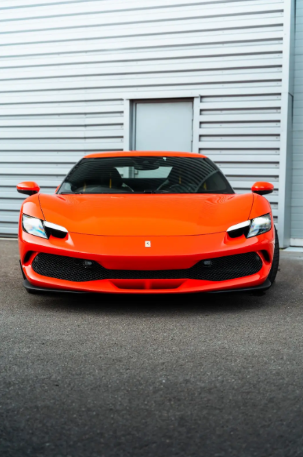 Ferrari 296 GTB – protection PPF XPEL face avant